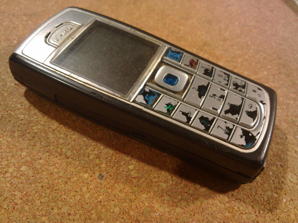 Nokia 6230i