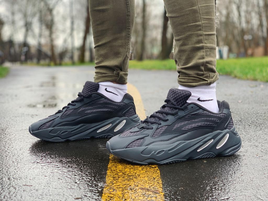 Adidas Yeezy Boost 700 45 Newauction . mv.shop.pro. 183154958192295